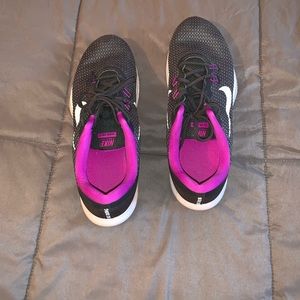 Nike Flex Tennis Shoes